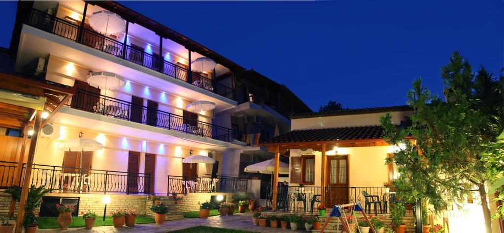Vasiliki Apartments Платамонас Екстер'єр фото