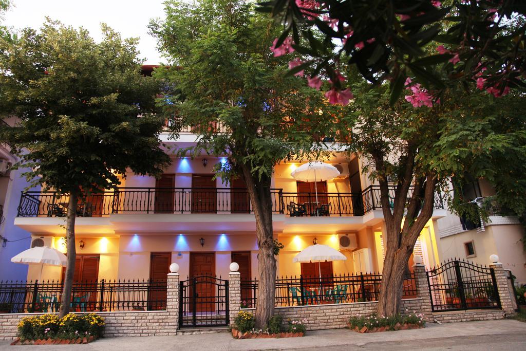 Vasiliki Apartments Платамонас Екстер'єр фото
